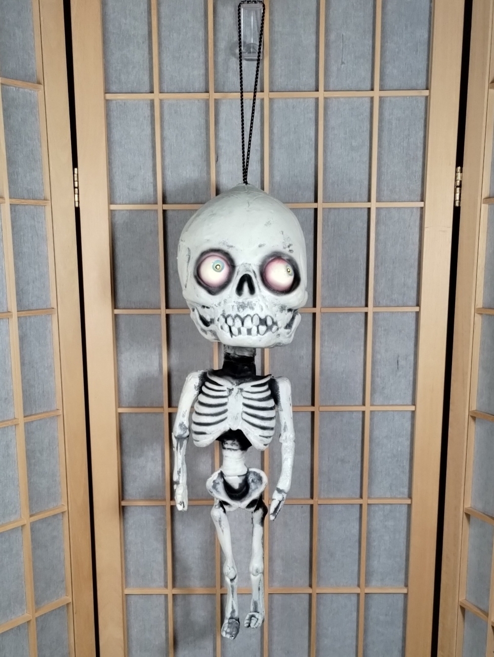 VTG Big Head Hanging Skeleton Paper Magic Group Halloween Decor